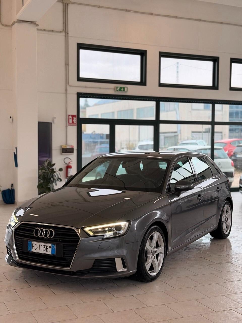 Audi A3 Sedan 1.6 TDI clean diesel sport