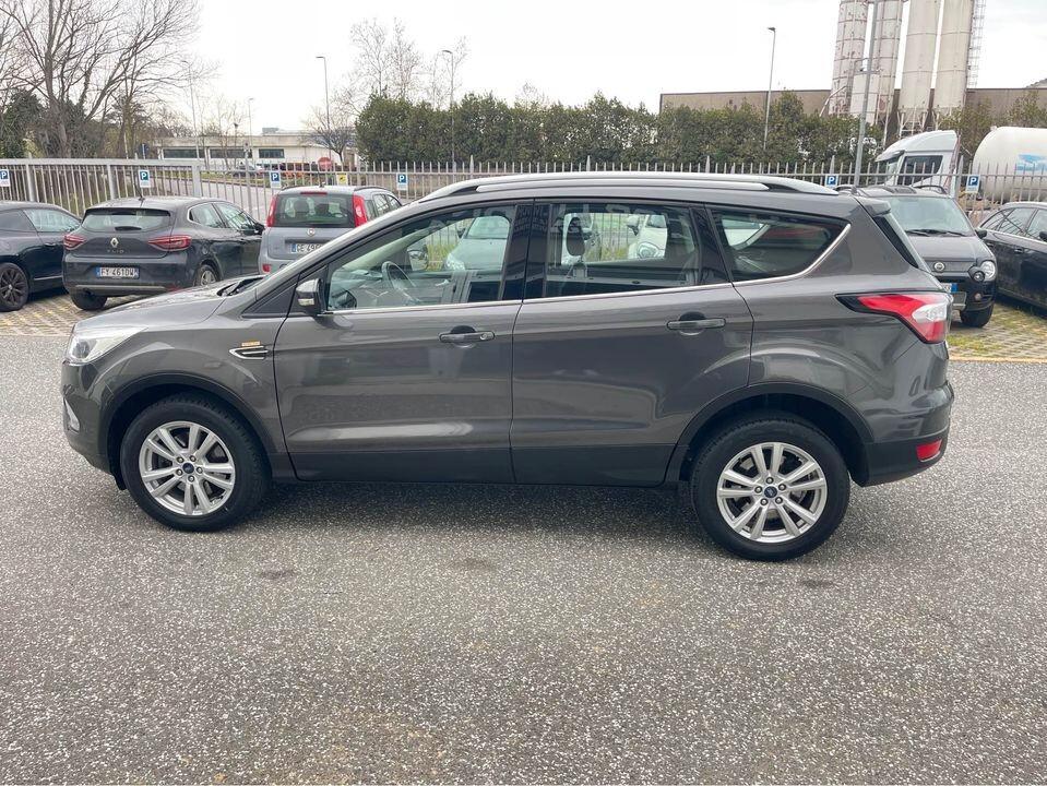 Ford Kuga 1.5 TDCI 120 CV S&S 2WD ST-Line