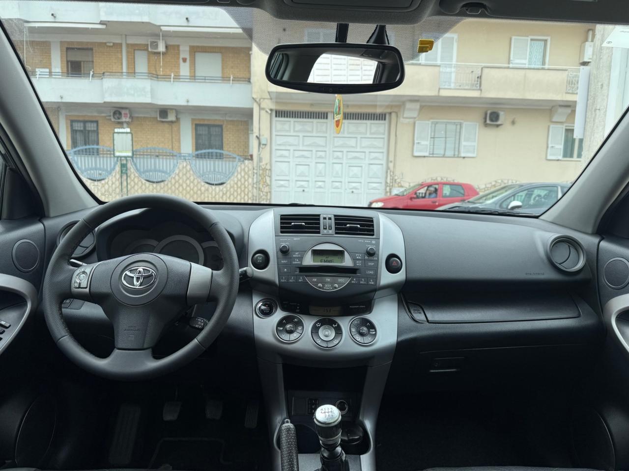 Toyota RAV 4 2.2 DIESEL 177 CV Luxury 2007
