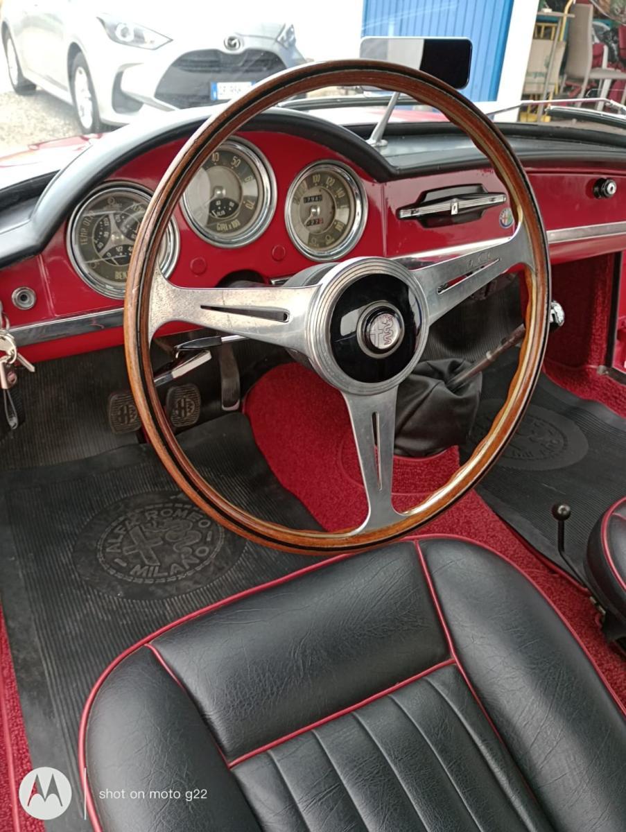 ALFA ROMEO - Giulietta Spider 1300