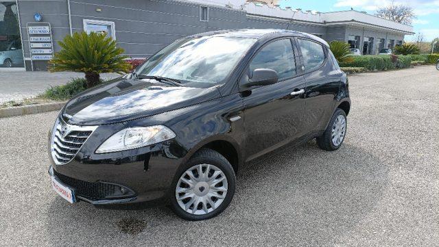 LANCIA Ypsilon 0.9 TwinAir 85 CV 5 porte Metano Ecochic Elefantin