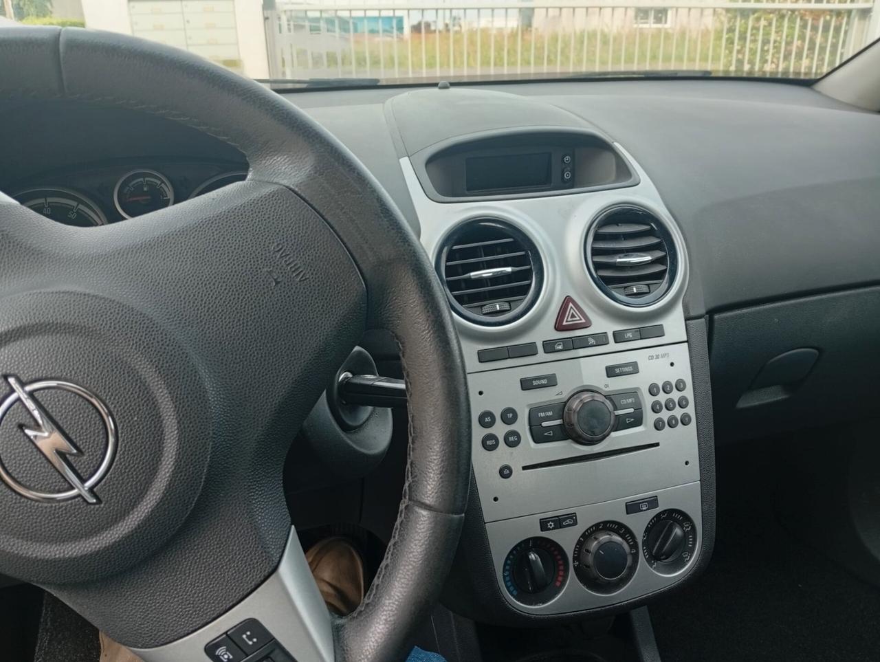 Opel Corsa 1.2 85CV 5 porte GPL-TECH Elective