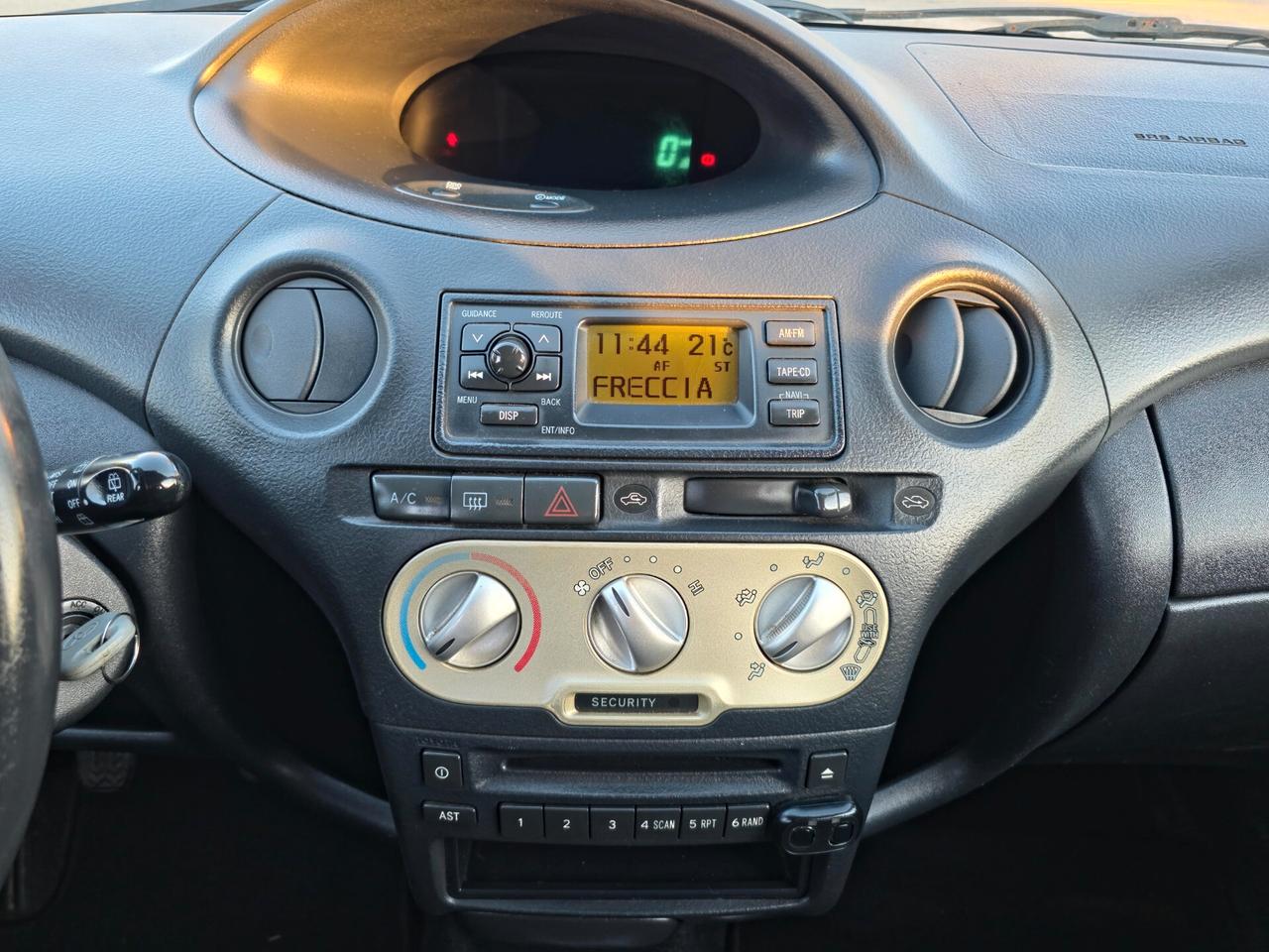 Toyota Yaris 1.0i 16V cat 5 CV-65 porte Blue 2004-E4 Manuale NEO