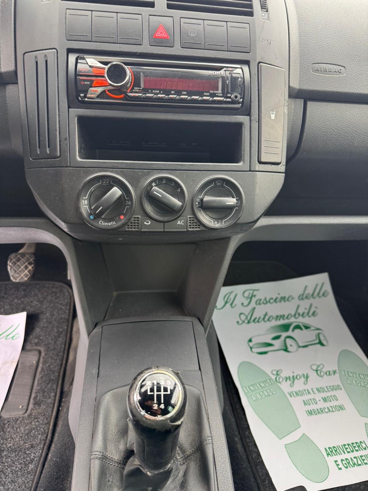 Volkswagen Polo 1.4/80CV TDI 5p. Sportline