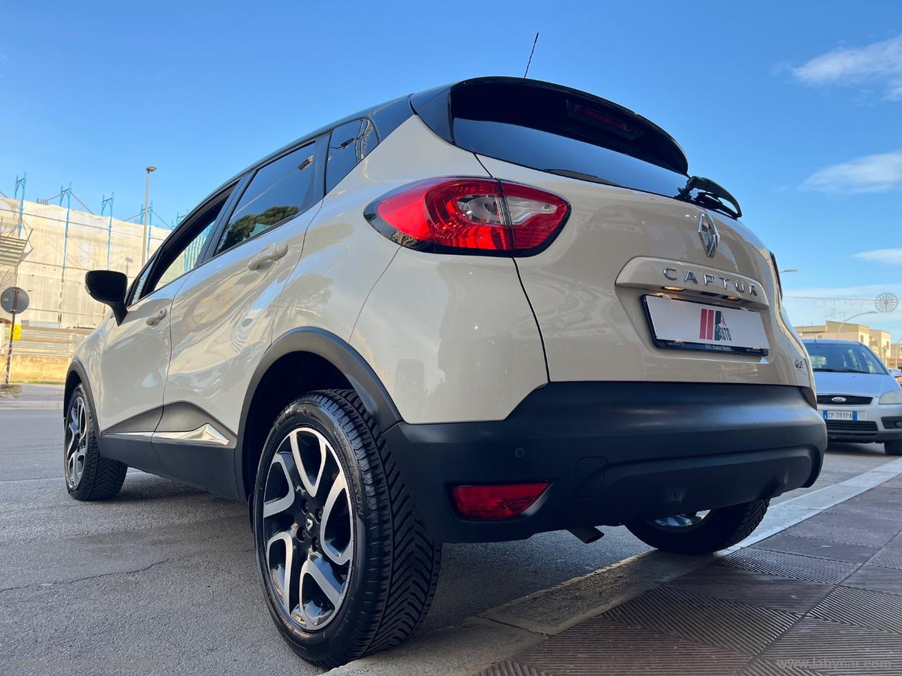 RENAULT Captur dCi 8V 90 CV S&S Energy Iconic