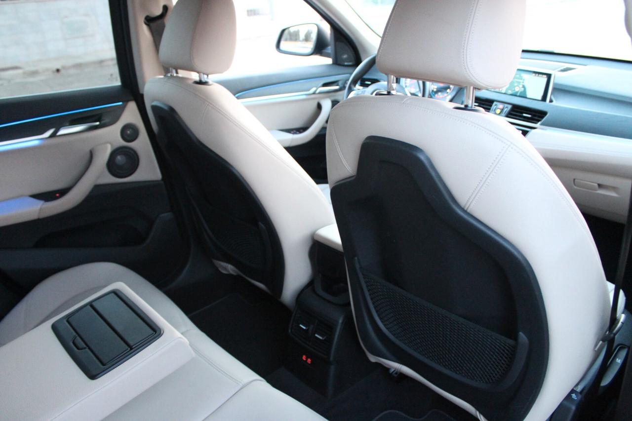 BMW X1 sDrive18d xLine *PELLE *LUCI AMBIENTE