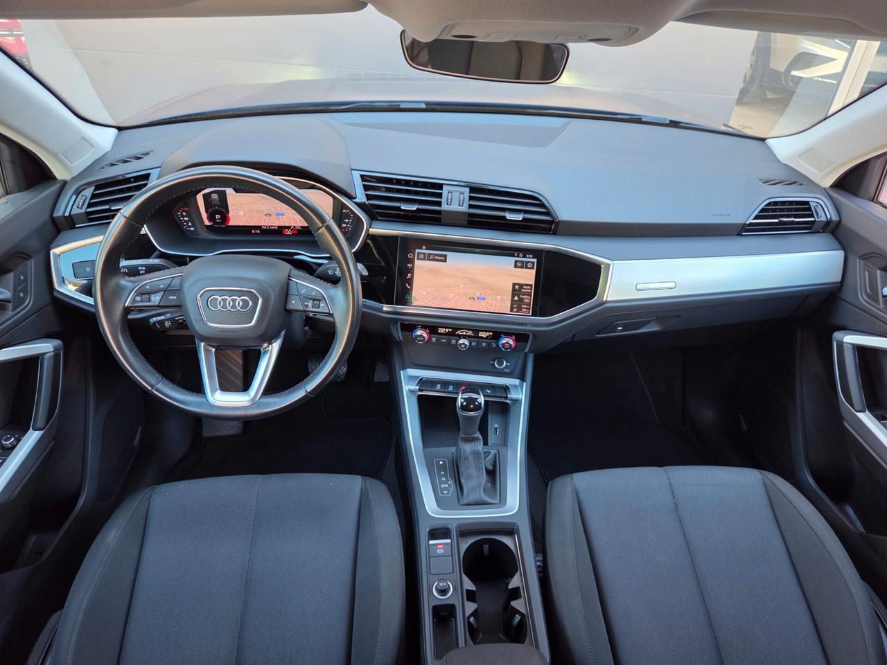 Audi Q3 35 TDI S tronic 150 cv Business