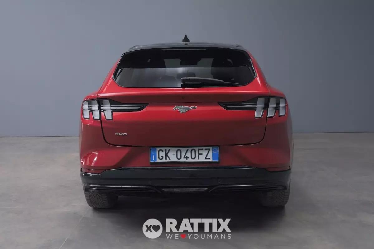 Ford Mustang Mach-E mot. elettrico 351CV Extended Range Auto AWD + tetto pan.