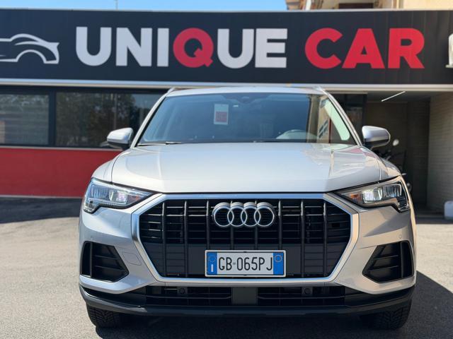 AUDI Q3 35 TDI S tronic Business Advanced SPORT
