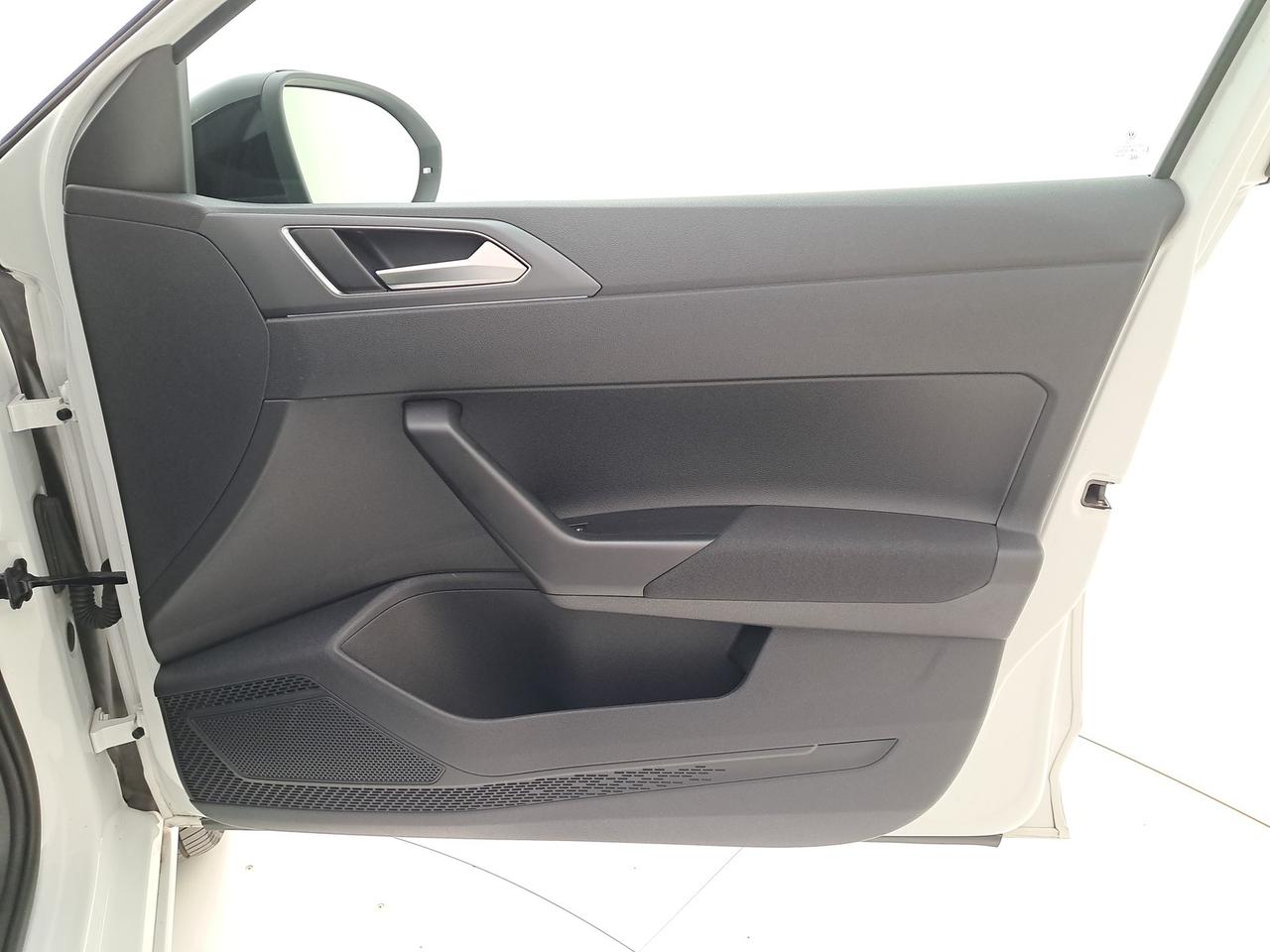 Volkswagen Taigo 1.0 tsi r-line 110cv