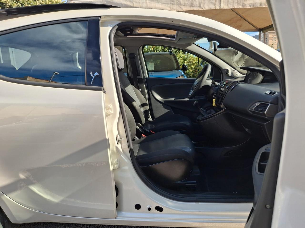 Lancia Ypsilon 1.3 MJT 16V 95 CV 5 porte S&S Platinum