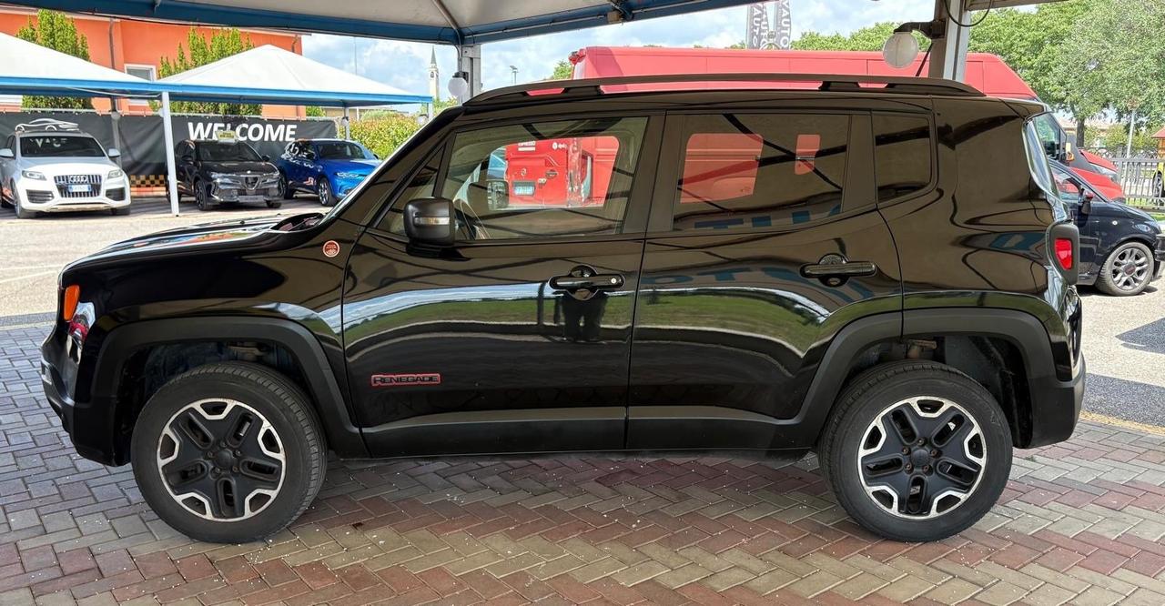 Jeep Renegade 2.0 Mjt 170CV 4WD Active Drive Low Trailhawk