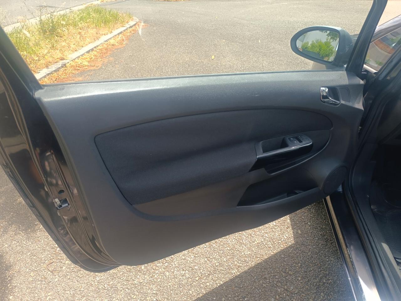 Opel Corsa 1.2 3 porte del 09 SOLO 119.000 KM