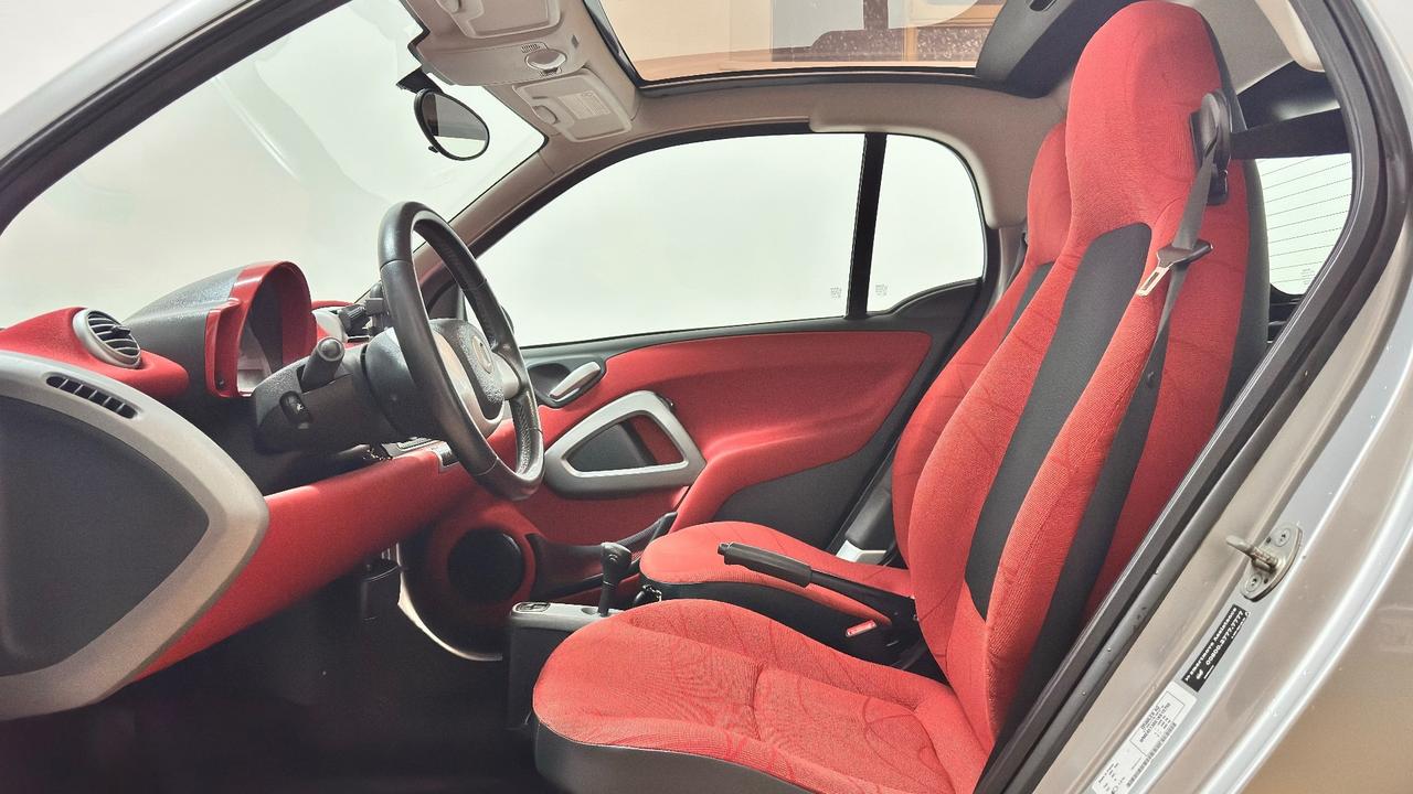 Smart ForTwo 1000 52 kW MHD coupé passion