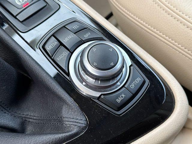 BMW 214 d Active Tourer Advantage OK Neopatentati