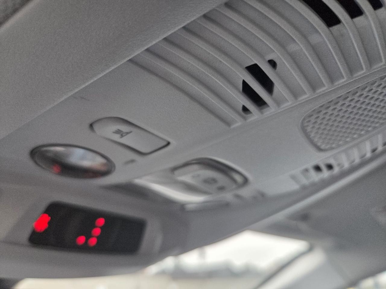 Peugeot 3008 CAMBIO AUTOMATICO 130 CV NESSUN OBBLIGO FINANZIARIO !!