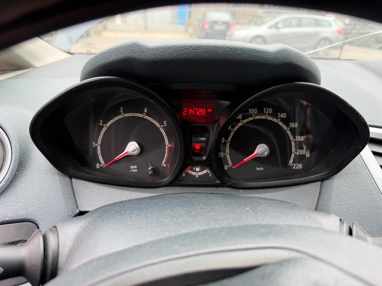 Ford Fiesta 1.2 benzina euro5a 82CV incidentato