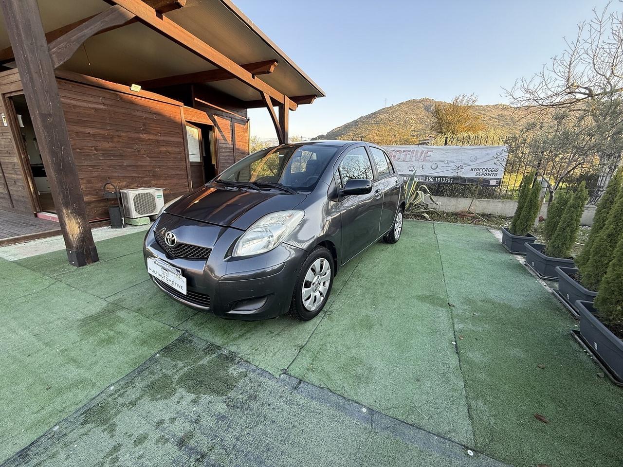 TOYOTA YARIS 2" SERIE