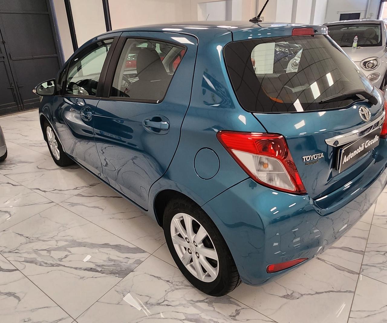 Toyota Yaris 1.3 5 porte Lounge