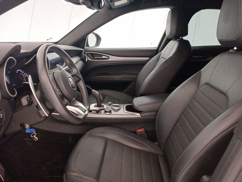 Alfa Romeo Stelvio 2022 2.2 t Sprint Q4 190cv auto