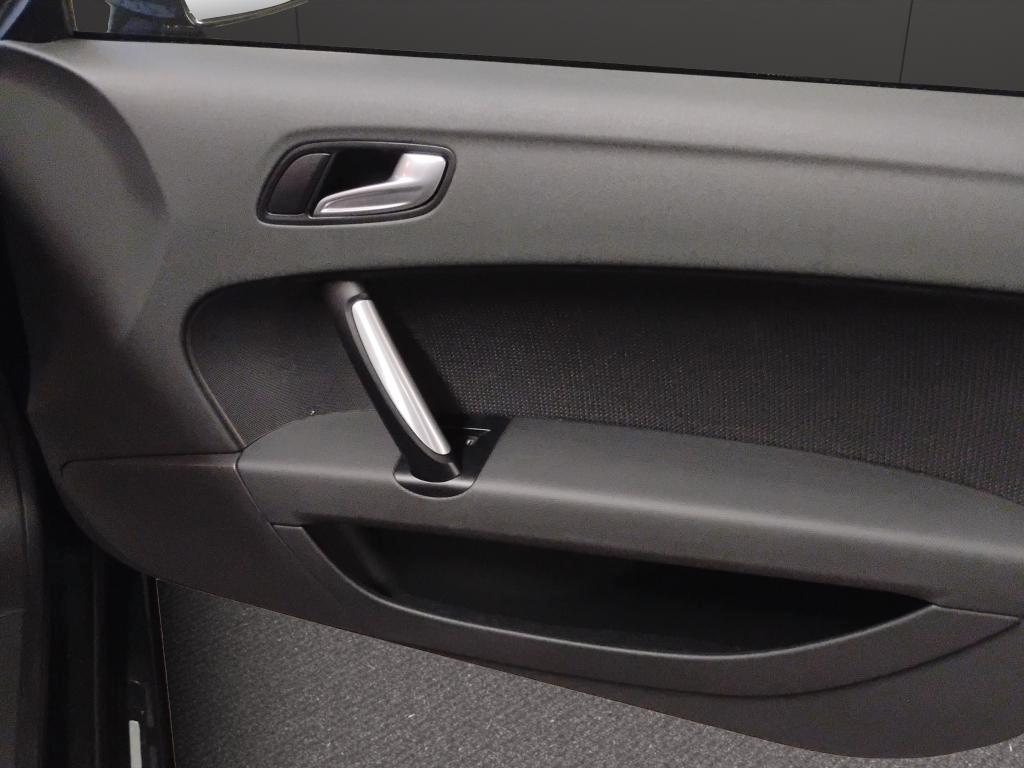 Audi TT Roadster 2.0 tfsi S-LINE...CERCHI 18..XENON..SERVICE AUDI