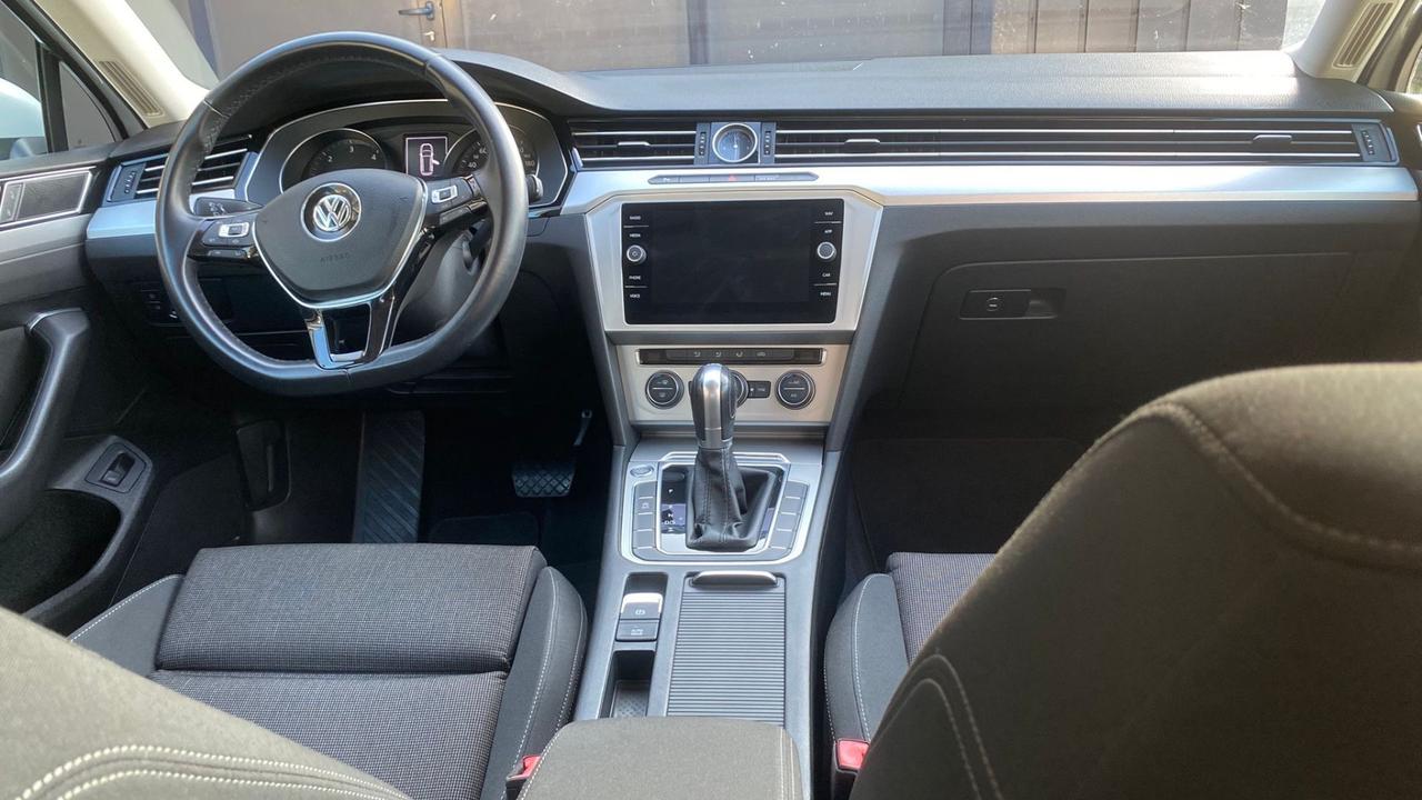 Volkswagen Passat Variant 2.0 TDI DSG Business BlueMotion Tech