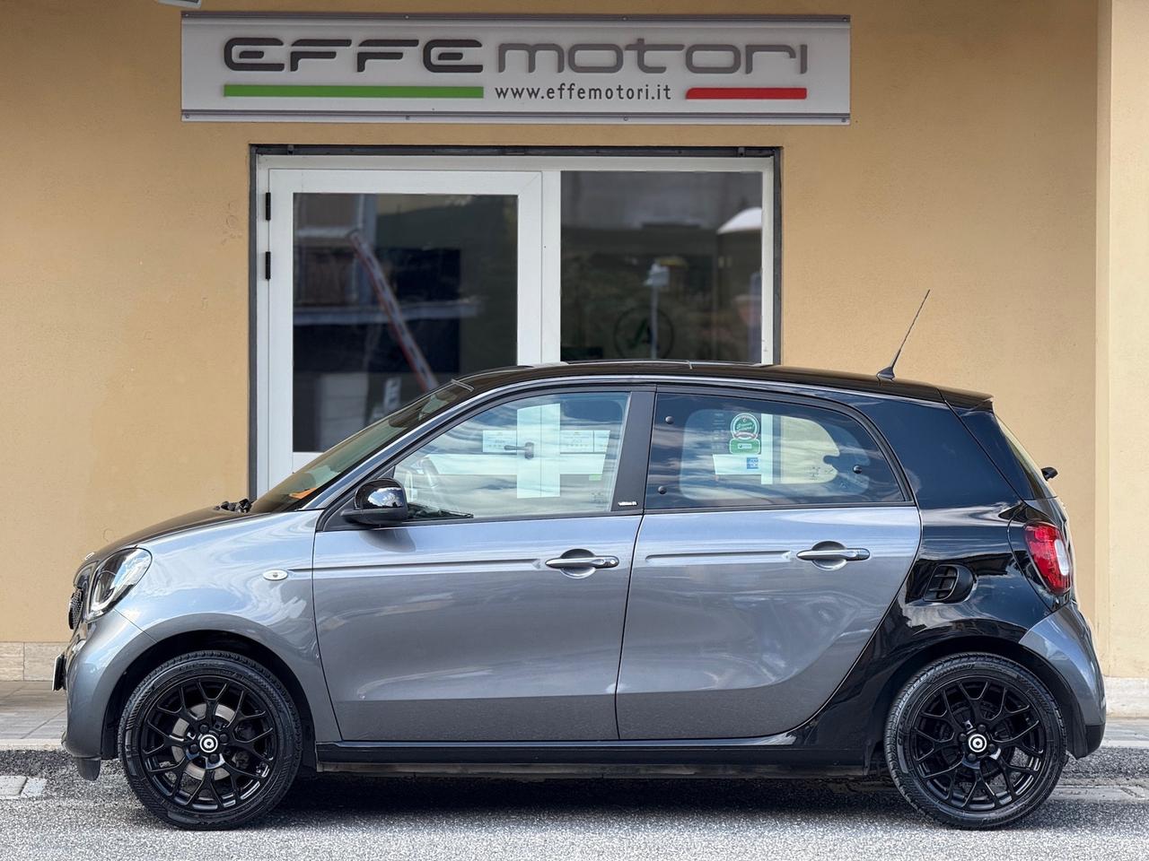 Smart ForFour 90 0.9 Turbo EDITION ONE JBL