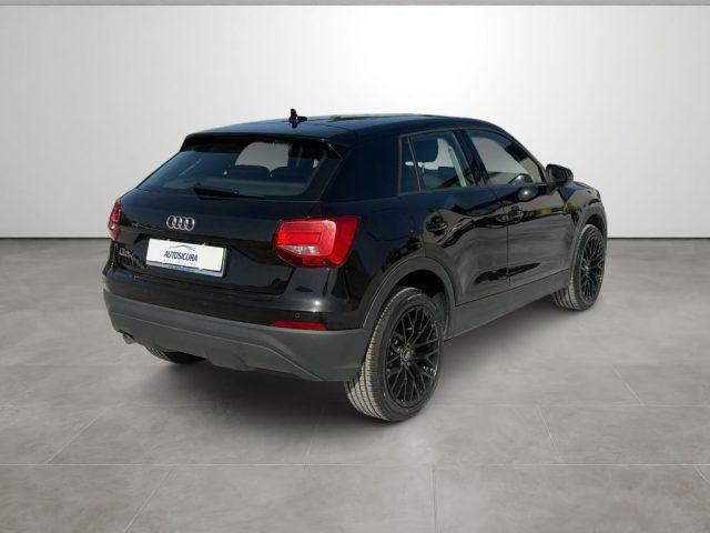 AUDI Q2 30 TDI S tronic Business