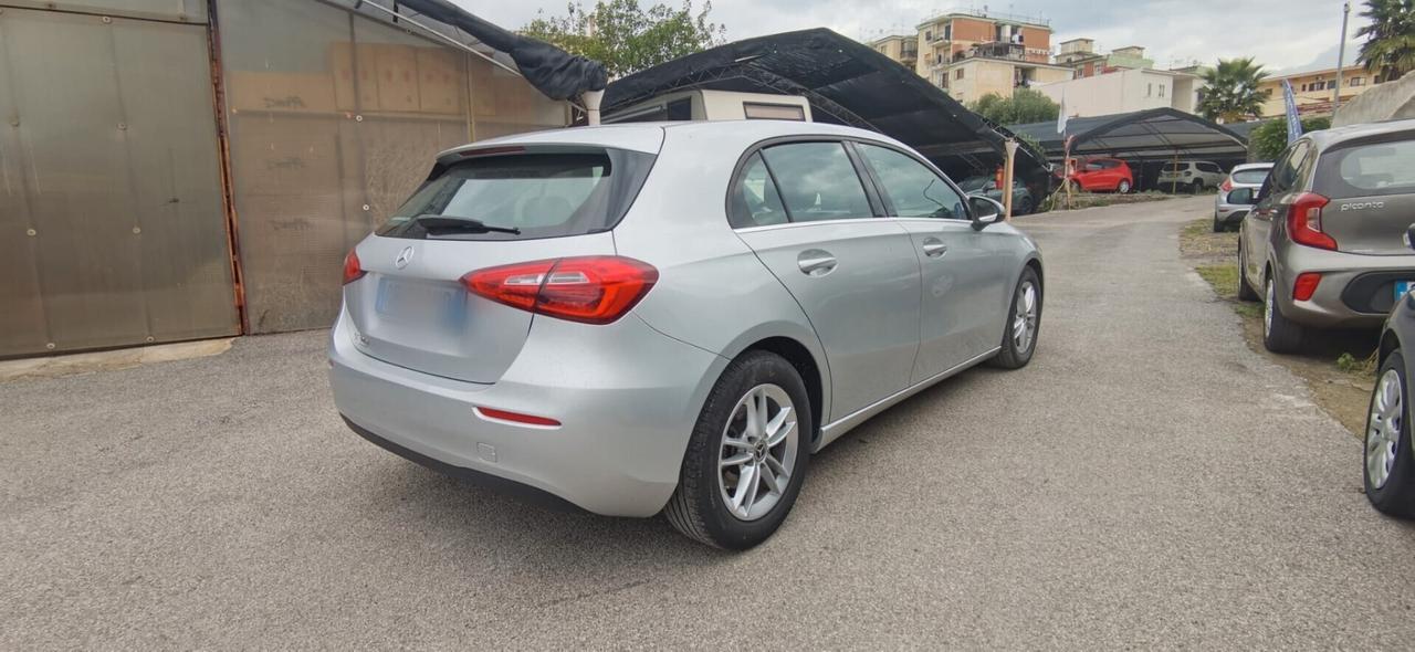 Mercedes-benz A 180 d Automatic Business 2020 USATO