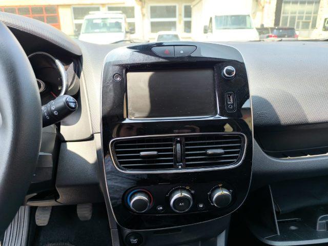 RENAULT Clio TCe 12V 75 CV 5 porte Business NEO PATENTATO