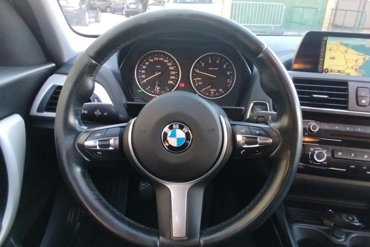BMW 118i 5p. Advantage