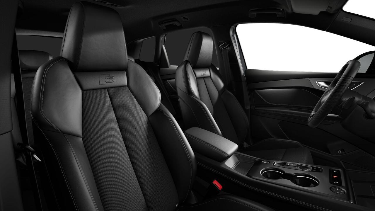 AUDI Audi Q4 SUV Custom edition e-tron 150,00 kW