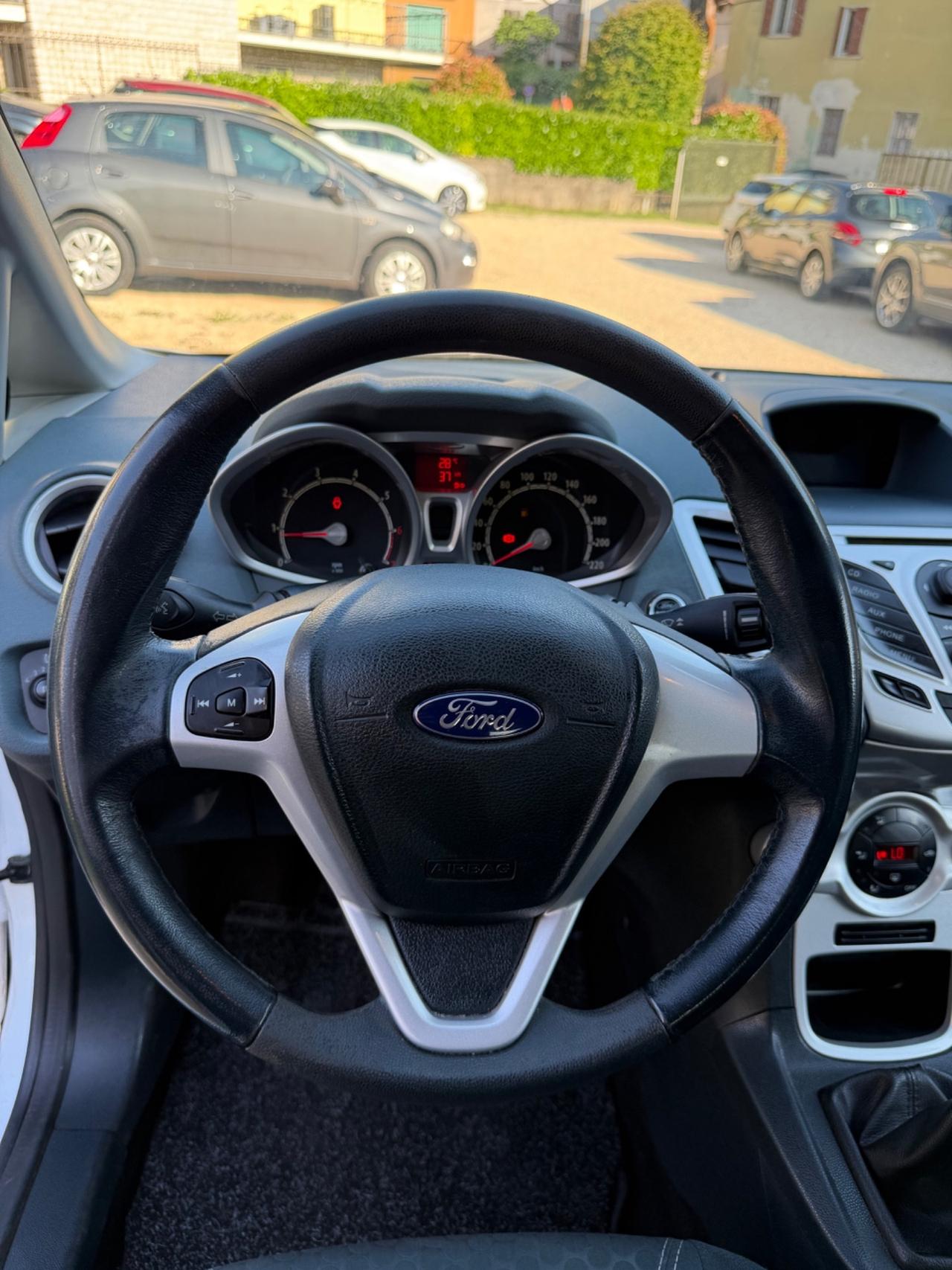Ford FIESTA 1.2 82CV 5P TITANIUM KMCERT NEOPAT