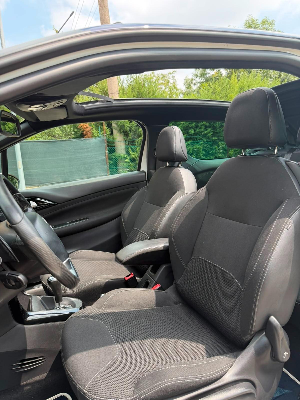 Citroen DS3 Cabrio 1.6 - AUT. - NEOP. - 12 MESI DI GARANZIA -