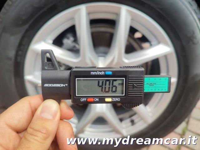 VOLVO XC60 B4 (d) AWD Geartronic Momentum