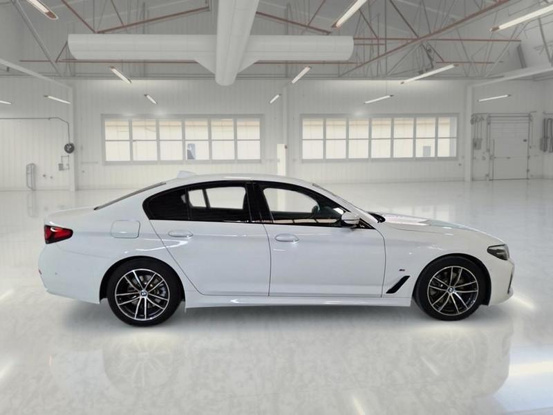 BMW 520 XDRIVE M SPORT AUTO MH48V 4 PORTE BERLINA