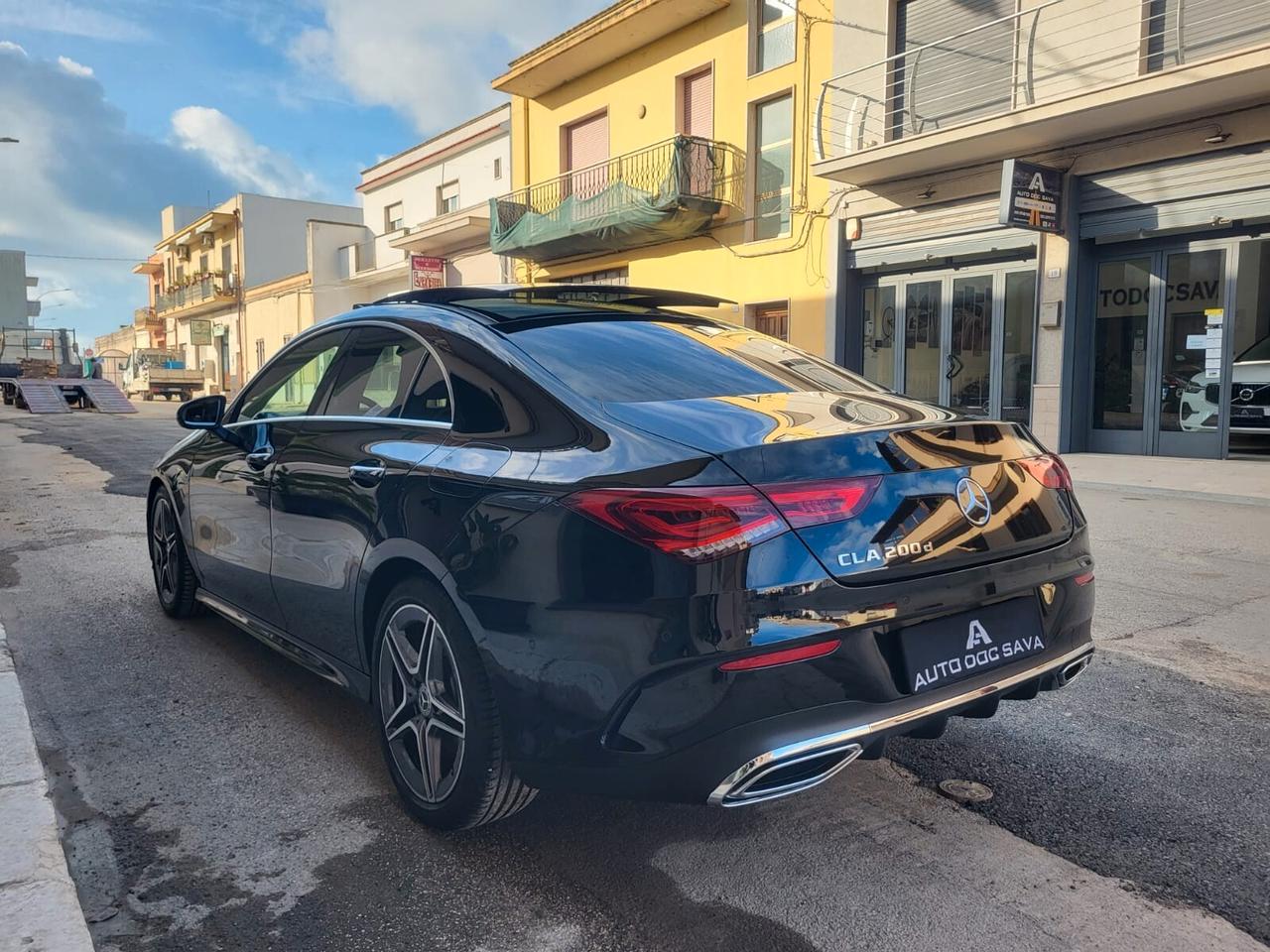 Mercedes CLA 200 d 150 Cv Autom. Premium/Amg+Tetto+Luci Ambiente...