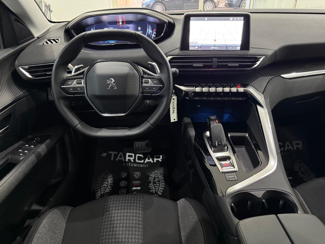 Peugeot 3008 BlueHDi 130 S&S EAT8 Business