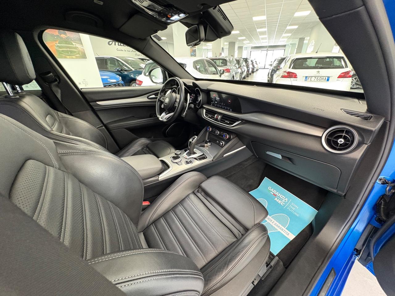 Stelvio 2.0 Turbo 280 Q4 Veloce 2022 km 104000
