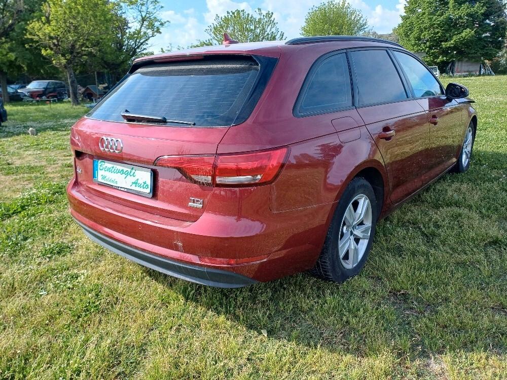 Audi A4 Avant 2.0 TDI 150 CV 2017 Incidentata