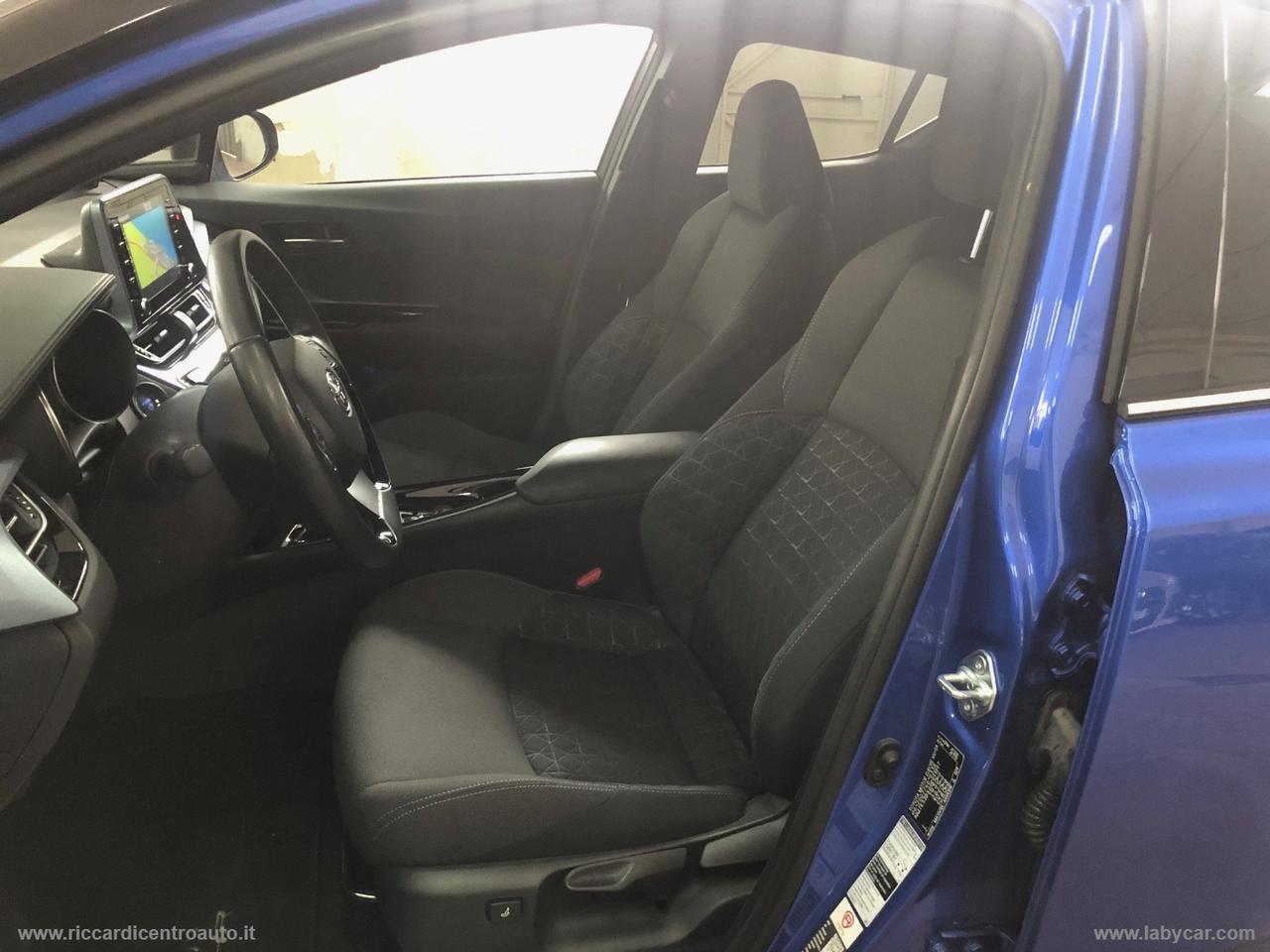 TOYOTA C-HR 2.0 Hybrid E-CVT Trend