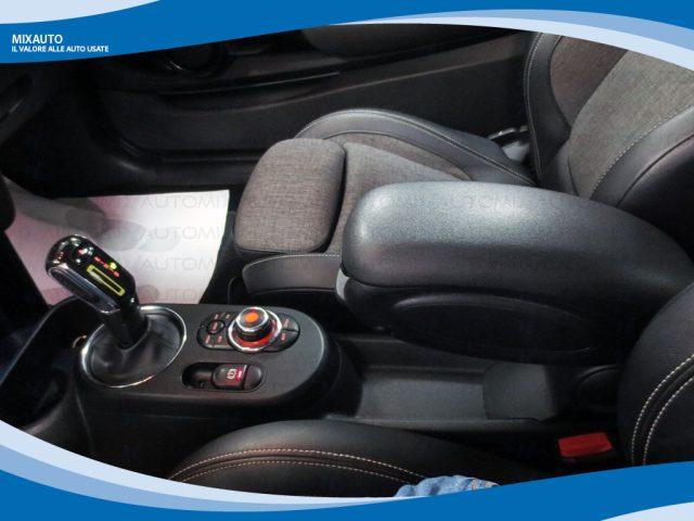 MINI Cooper SE 3 Porte M AUT