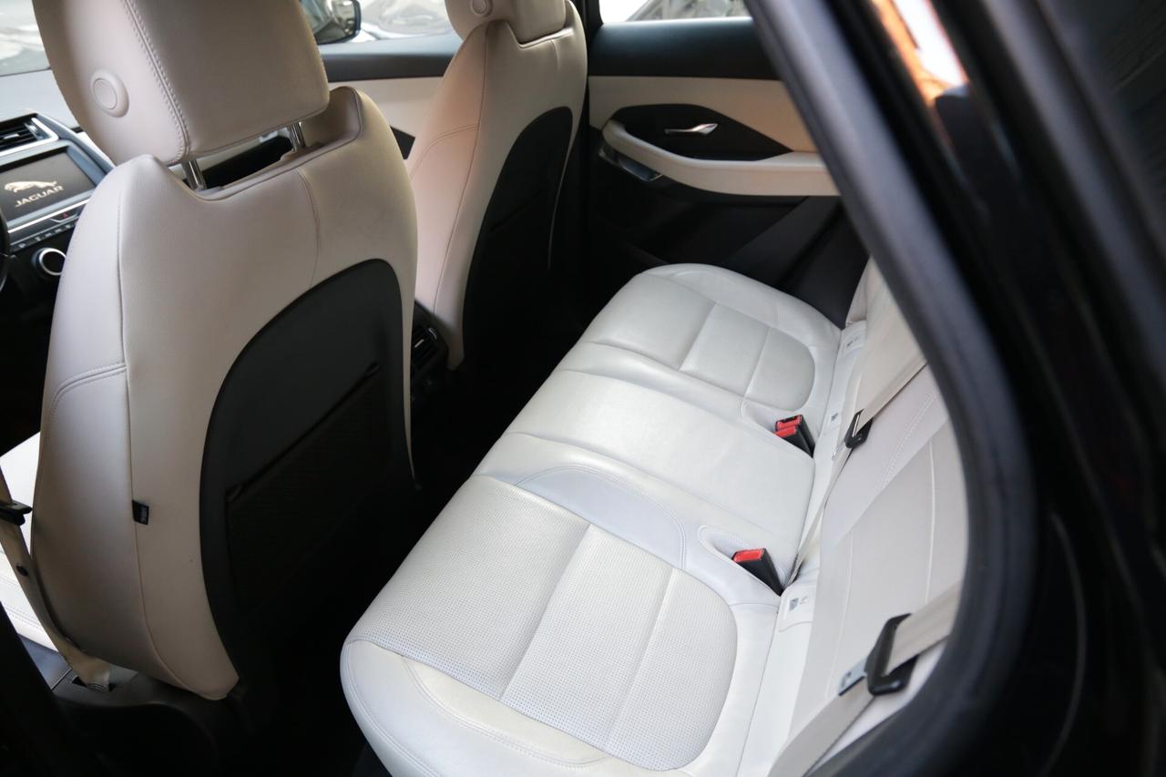 Jaguar E-Pace 2.0D 240 CV AWD aut. R-Dynamic S