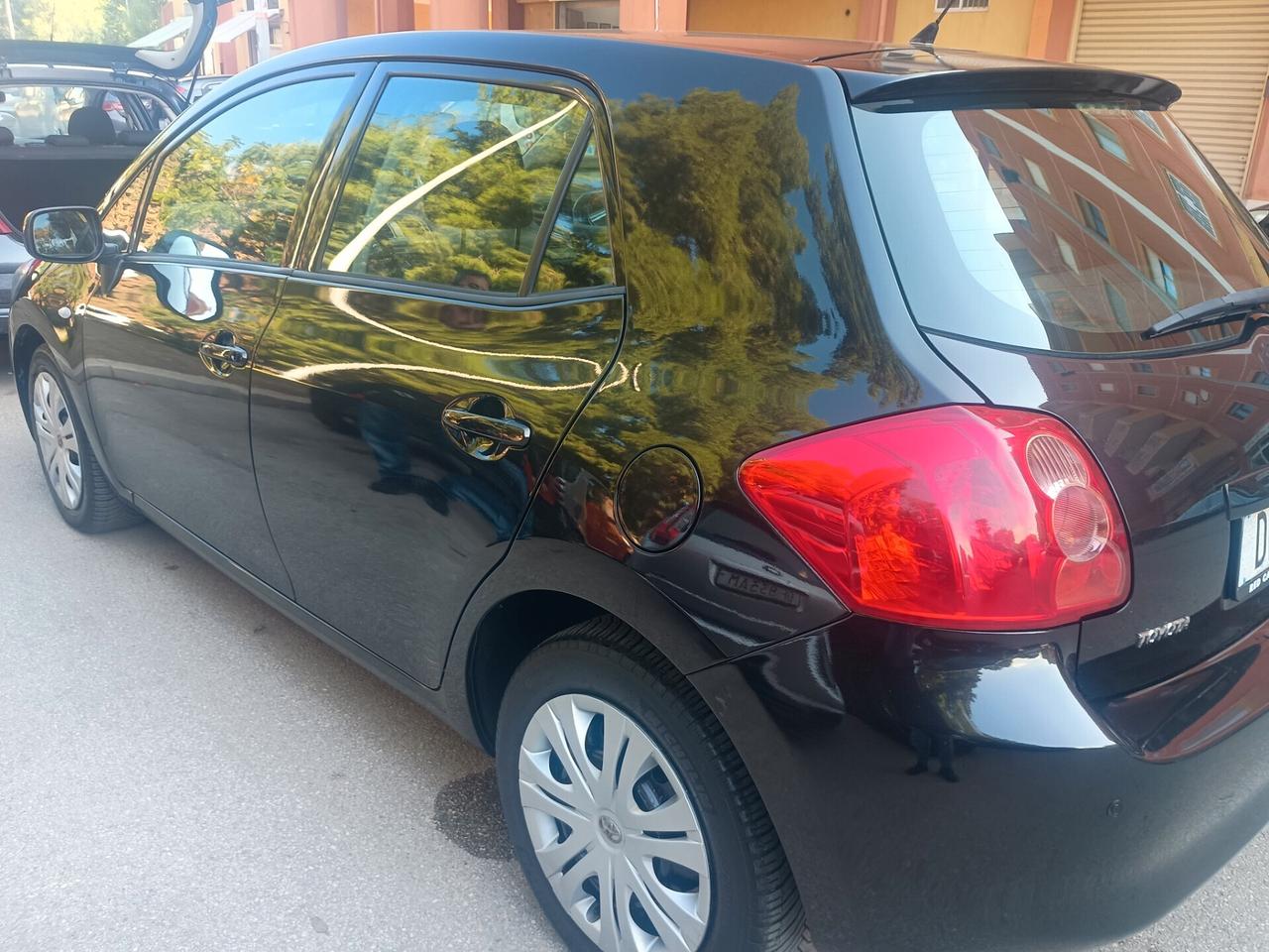 Toyota Auris 1.4 D-4D 5 porte Sol