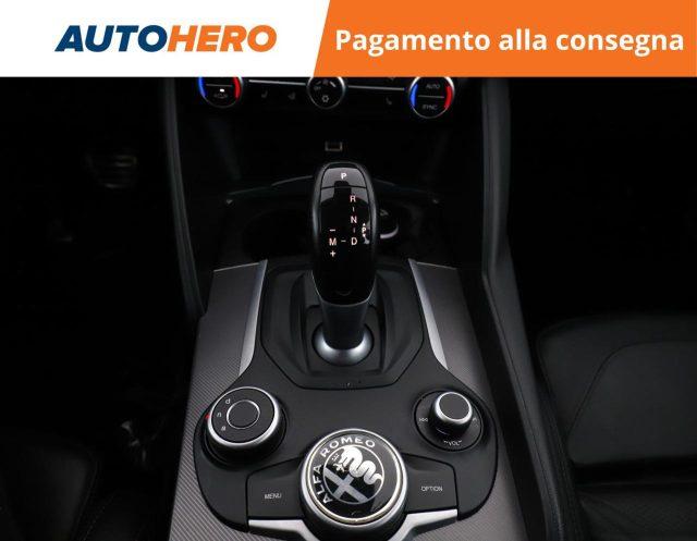 ALFA ROMEO Giulia 2.2 Turbodiesel 210 CV AT8 AWD Q4 Veloce