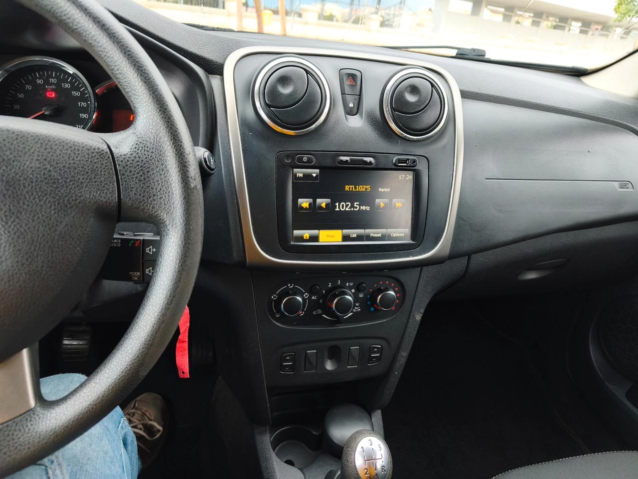 Dacia Sandero 1.5 8V 75Cv DISTRIBUZ OK