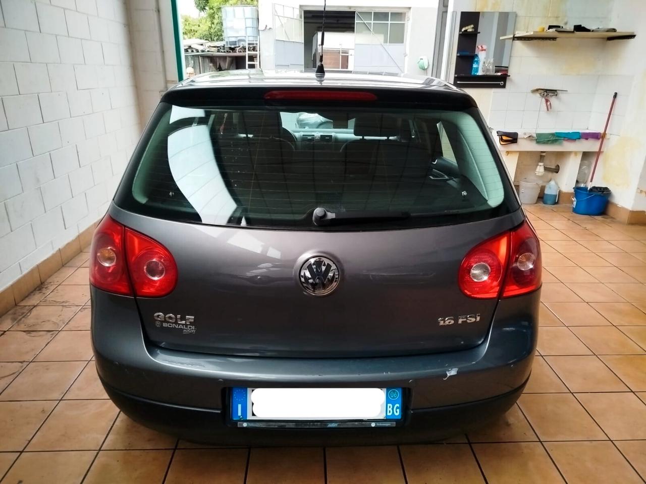 Volkswagen Golf 5p 1.6 fsi Sport, adatta a neop. Unico Prop.