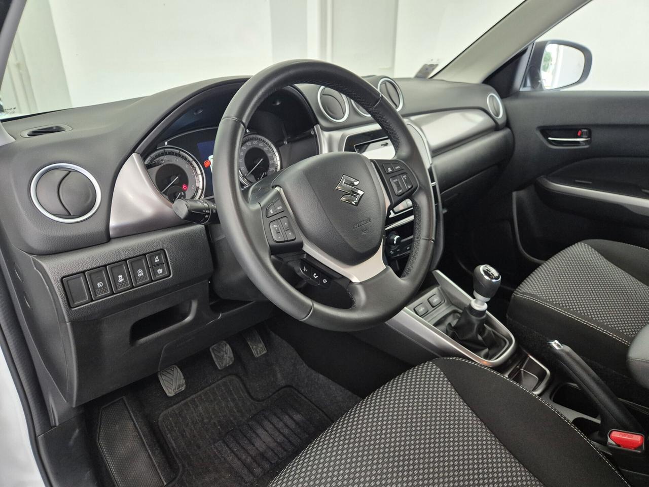 SUZUKI Vitara 1.4 Hybrid Top 2WD