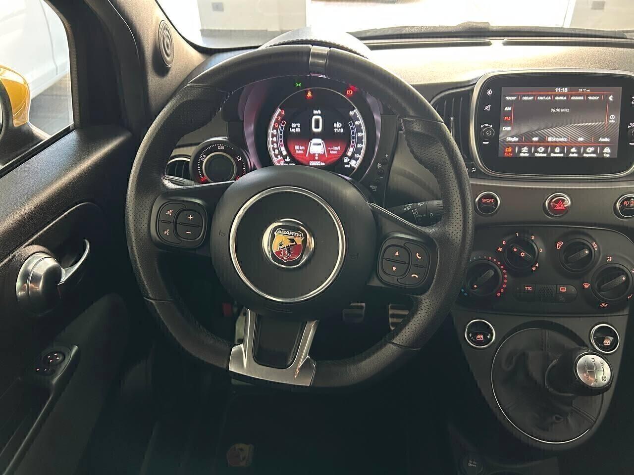 Abarth 595 1.4 Turbo T-Jet PISTA 165 CV