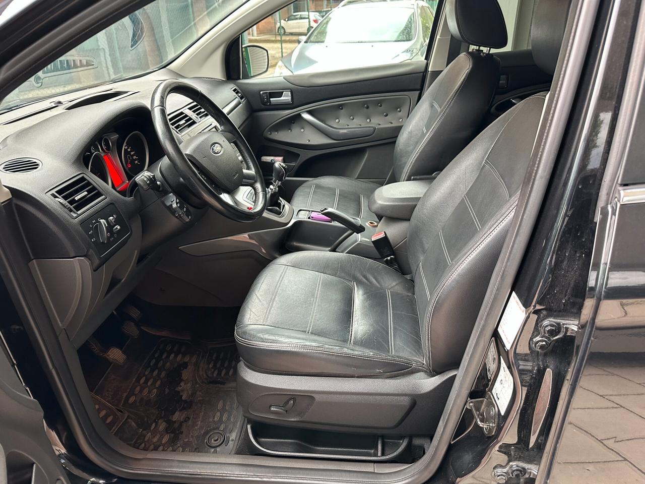 Ford Kuga 2.0 TDCi 163 CV 4WD Titanium